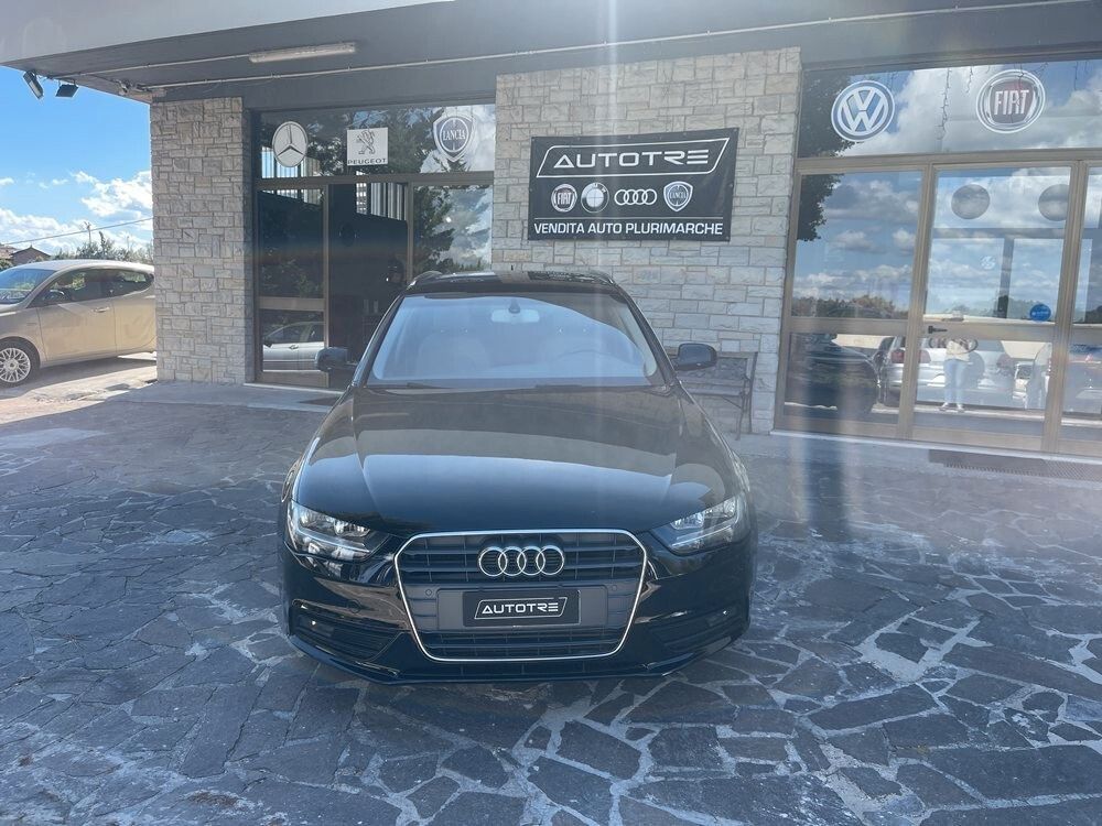 Audi A4 - 1