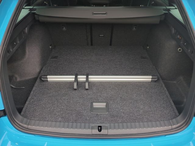 Fahrzeugabbildung SKODA Octavia Combi 2.0 TSI RS DSG CANTON PANO AHK