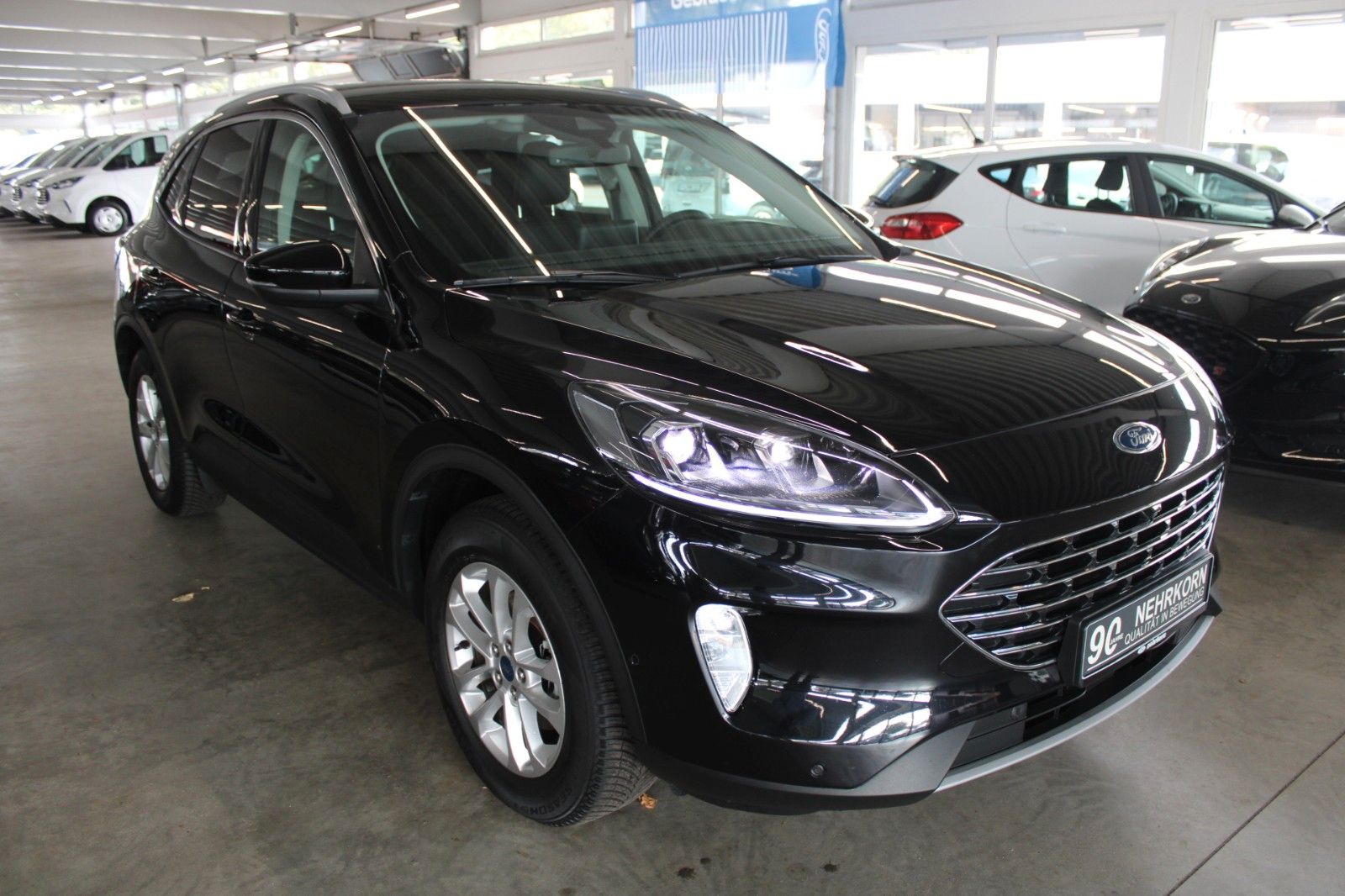 Fahrzeugabbildung Ford Kuga PHEV Titanium X AHK LED HUD 2xCam WinterP.