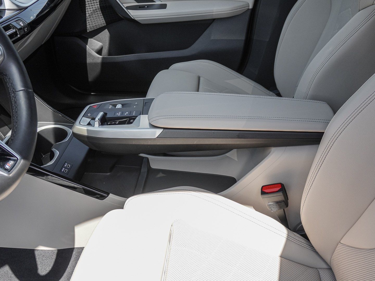 BMW X1 xDrive23i M Sport AHK RFK NAVI LED PDC V H foto 14