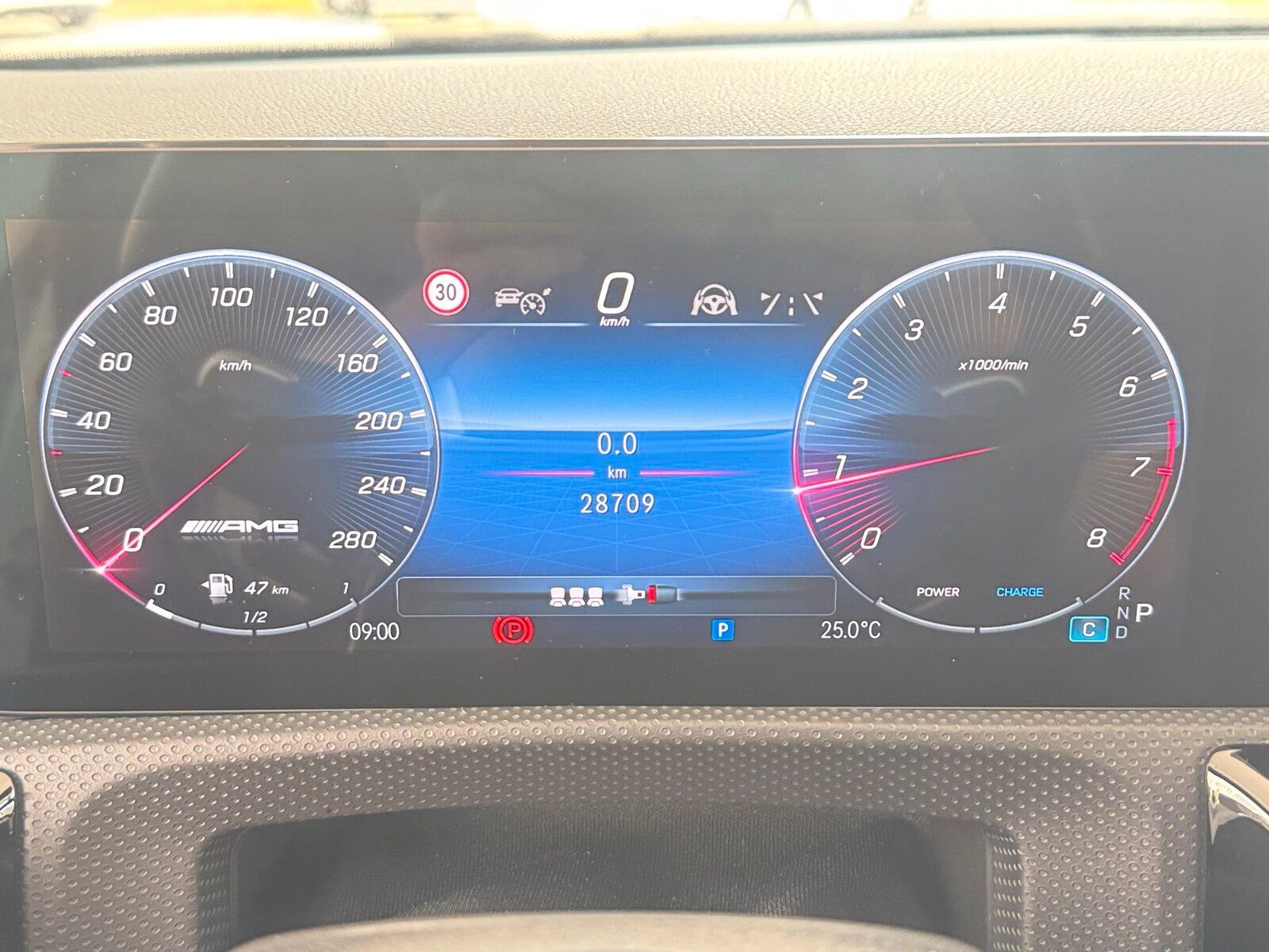 Mercedes-Benz CLA 35 AMG 4M SB Pano.-Dach/Distronic/Kamera/LED