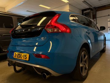 Volvo V40 - 2