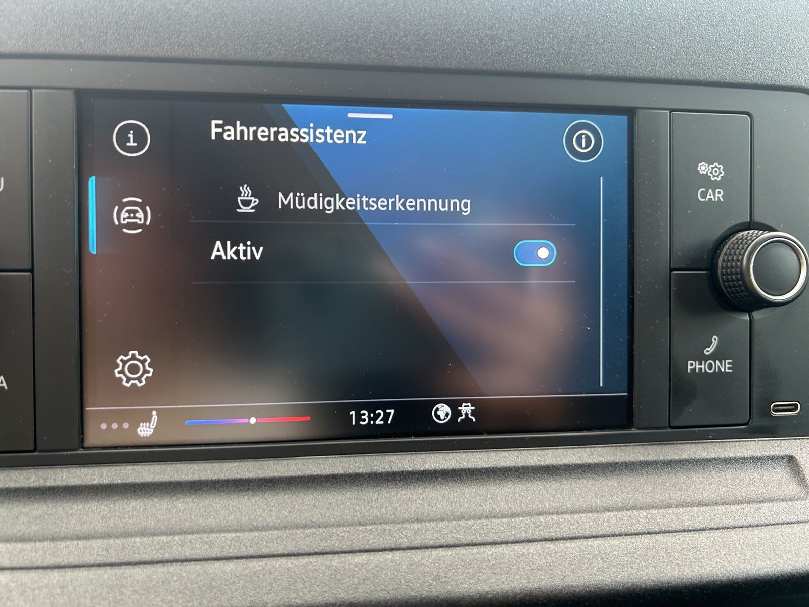 Fahrzeugabbildung Volkswagen Caddy TDI Kasten AHZV PDC KLIMA SITZH. WINTERP.