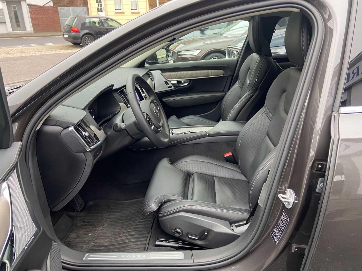 Volvo S90 Ultimate, B5 AWD,VMax,21",HUD,SD,Luft,Massag
