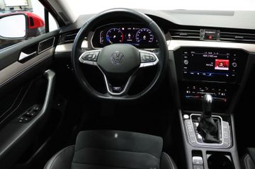 Volkswagen Passat Variant 2.0 R-Line AHK StHz Matrix Kamera