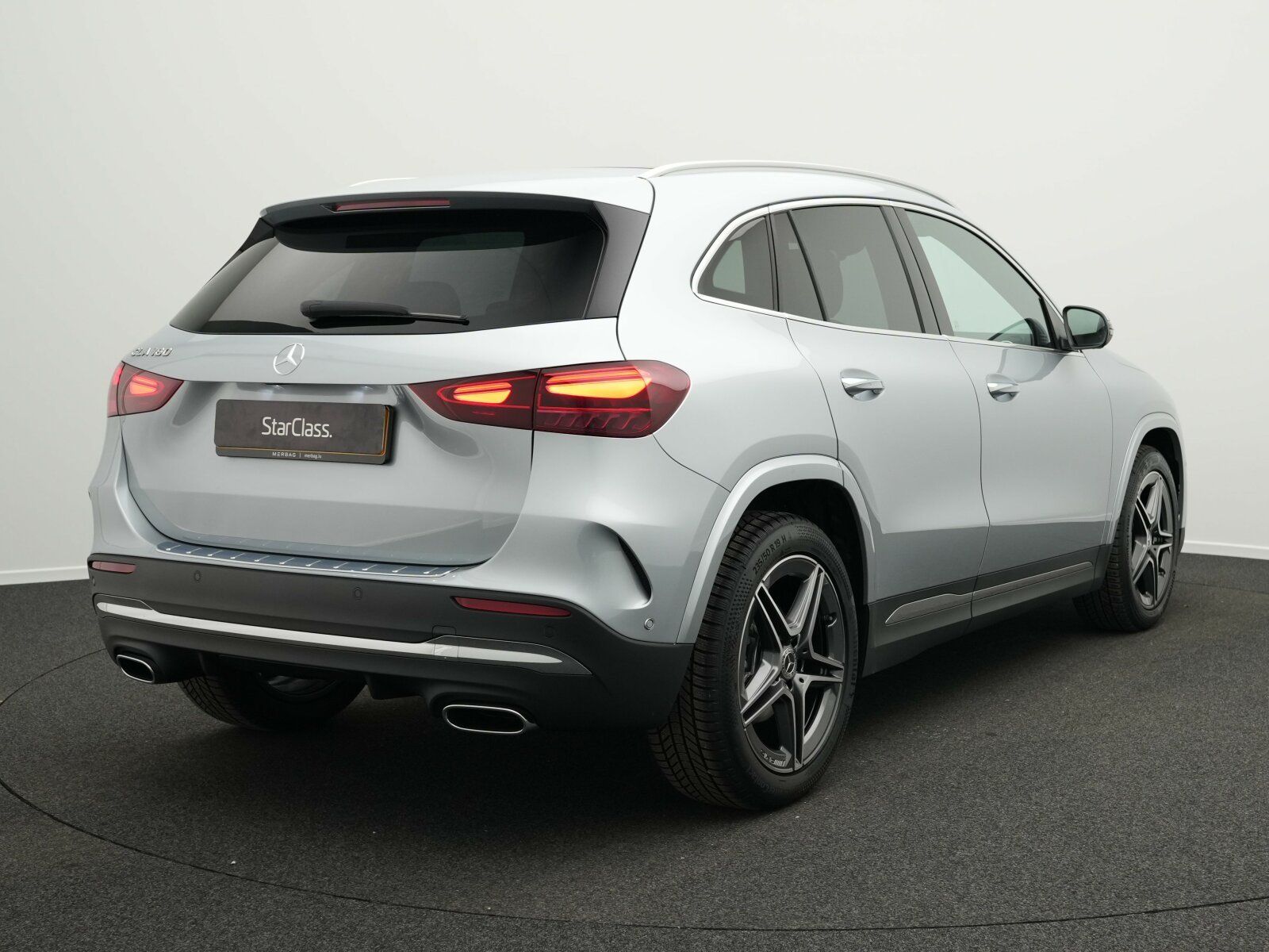Mercedes-Benz GLA 180 imagem 3