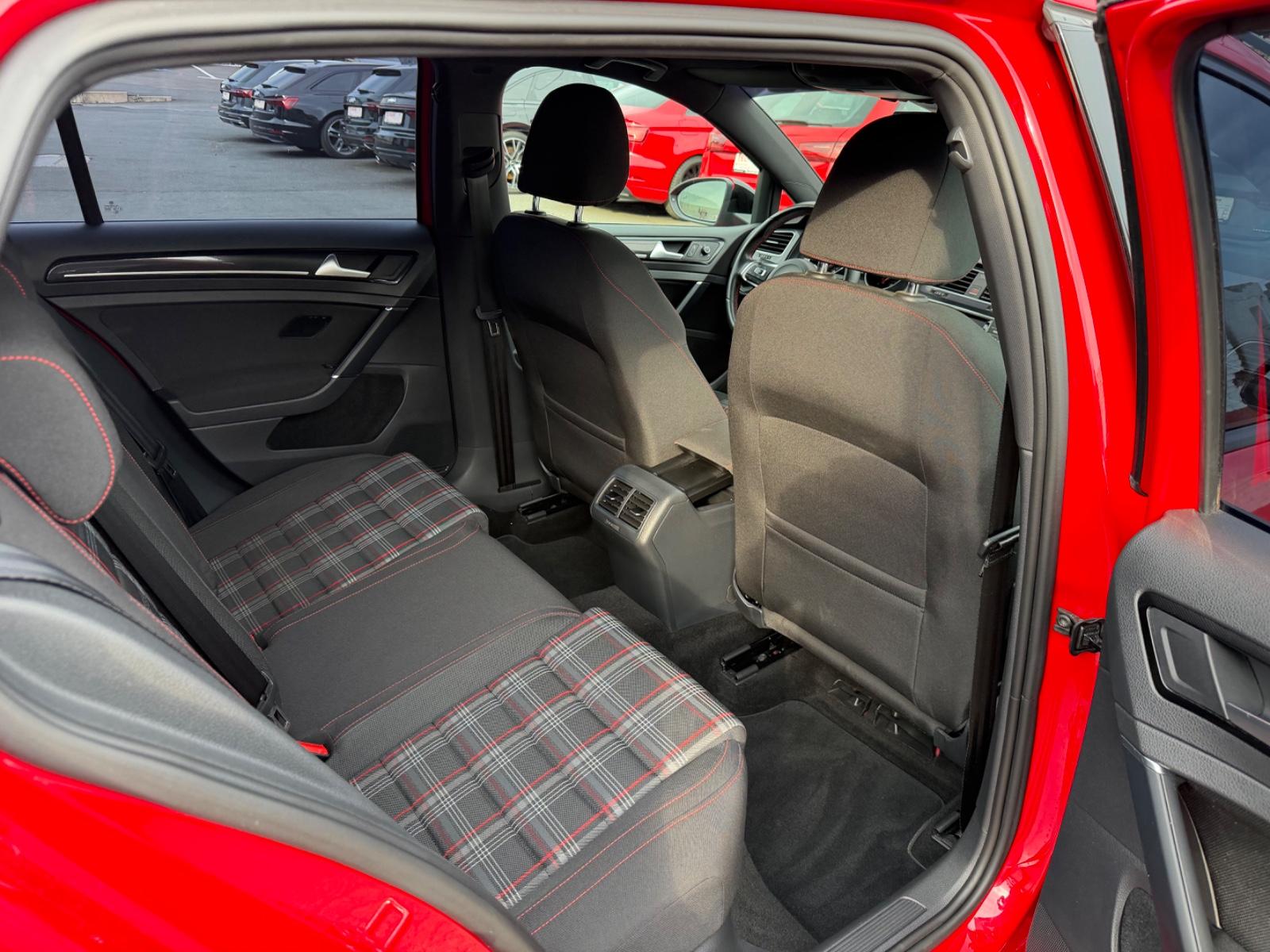VOLKSWAGEN GOLF VII LIM. GTI PERFORMANCE BMT 230 ch BVA - PACK SPORT - VOLANT EN CUIR