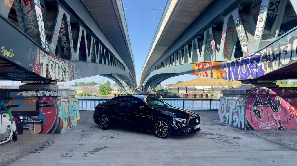Image of Mercedes-Benz A 35 AMG