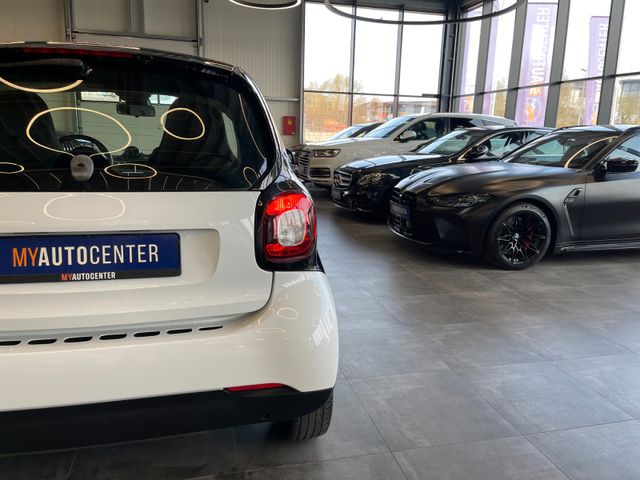 Smart ForTwo coupe 52kW *19%MwSt*MFL*NAVI*SHZ*