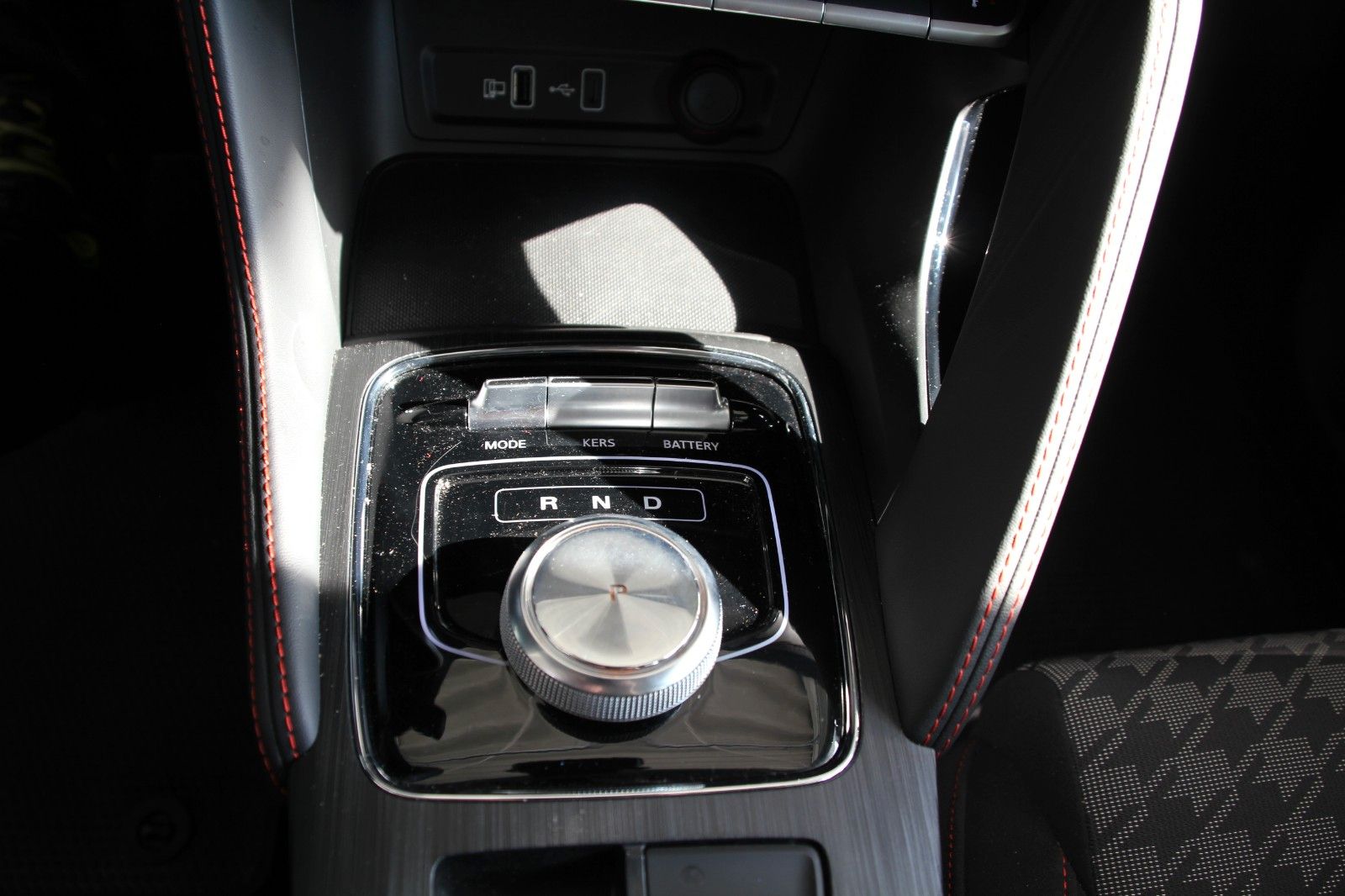 Fahrzeugabbildung MG ZS EV Comfort Standard