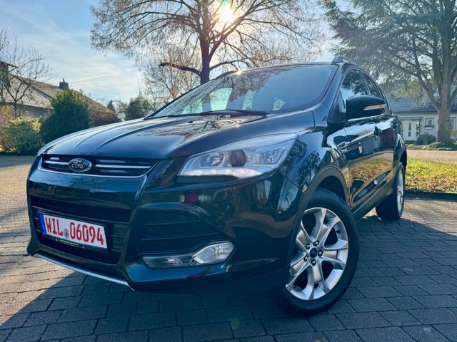 Ford Kuga Titanium*AWD*AHK*Navi*Leder*Bi-Xenon*Kamera