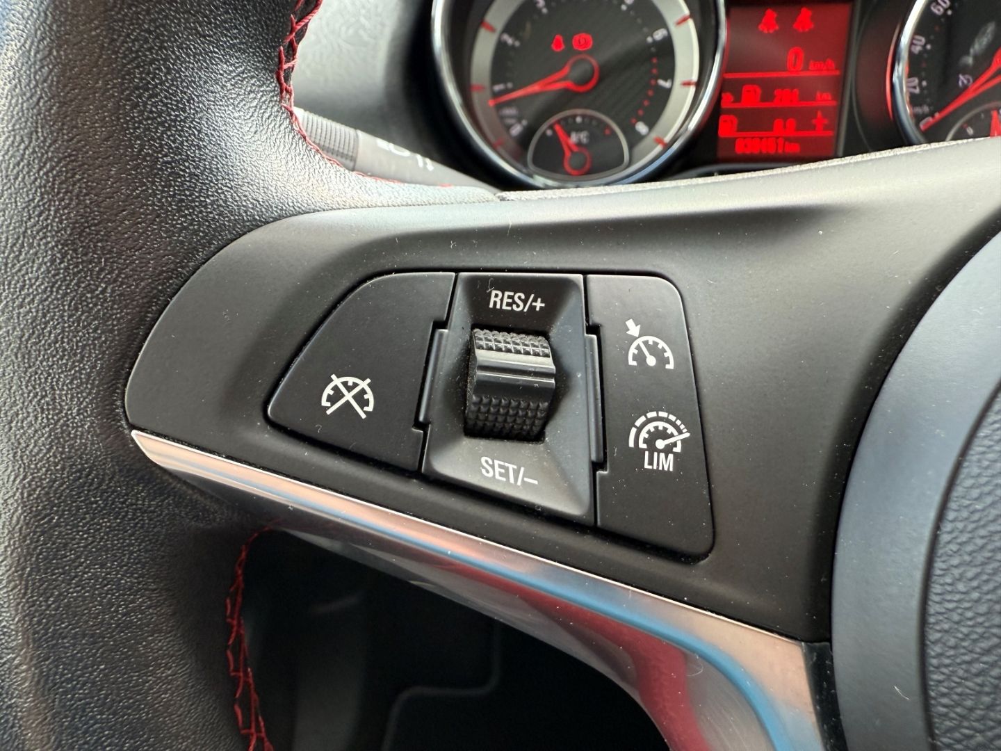 OPEL Adam Rocks 1.4 EU6d-T Carplay WKR Alu - Image 13