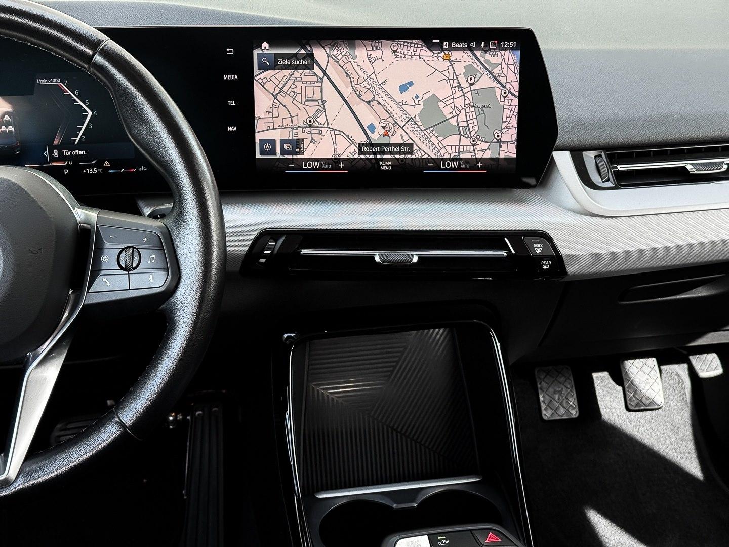 BMW 216 Active Tourer 216i RFK LED Sound Syst. PDC V+H DAB Parkass., миниатюра 10
