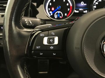 Volkswagen Golf VII R 2.0 TSI 4M DSG ACC KAM LED NAV PAN