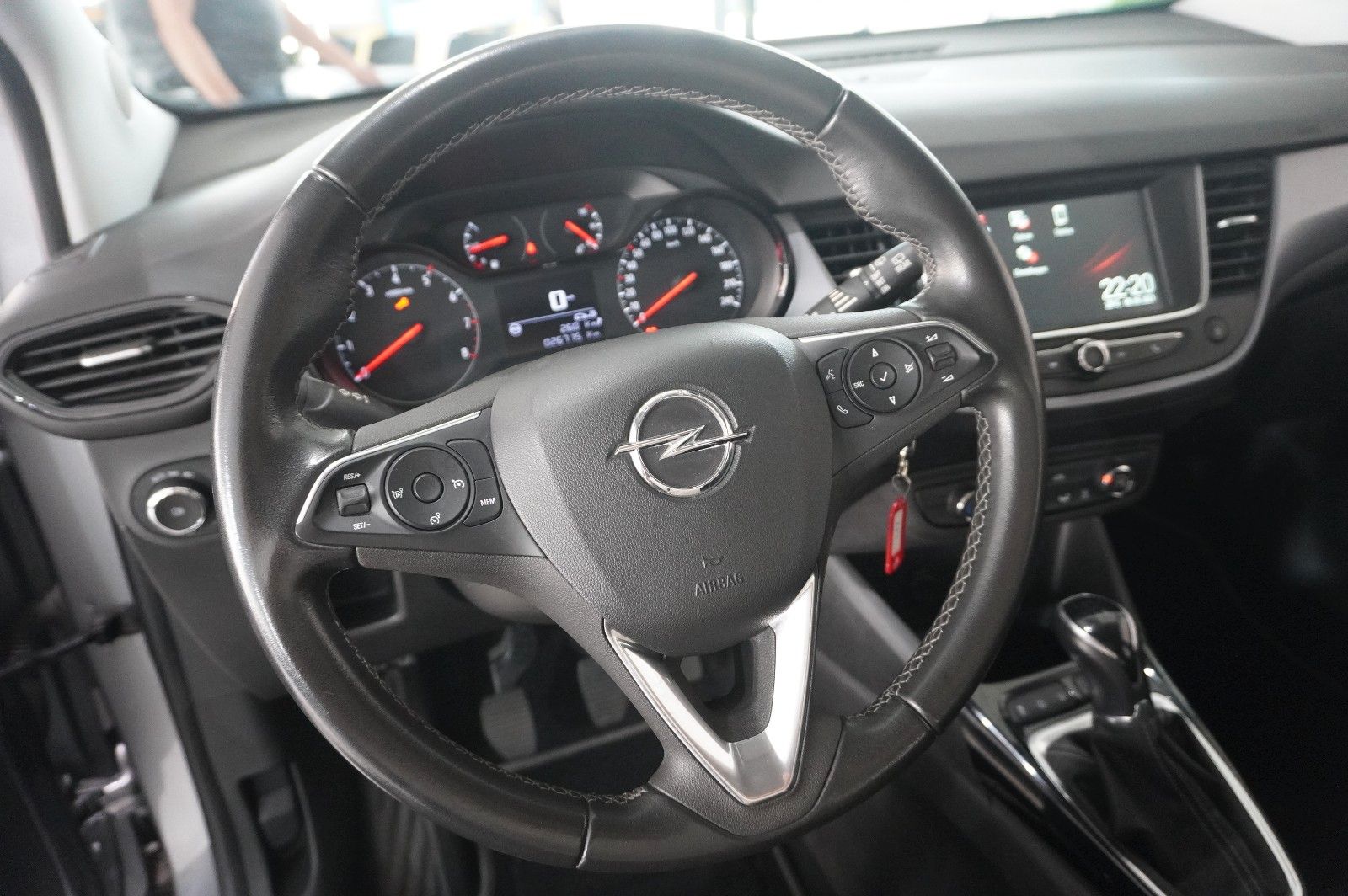 Fahrzeugabbildung Opel Crossland (X) 1.2 EDITION NAVI/LED/TEMP./DAB+