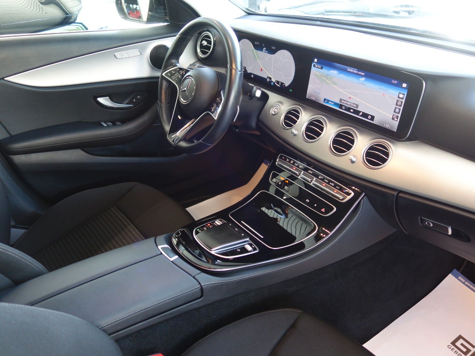 Mercedes-Benz E 220 D 9G-TRONIC/Limousine/AVANTGARDE/1-HAND foto 20