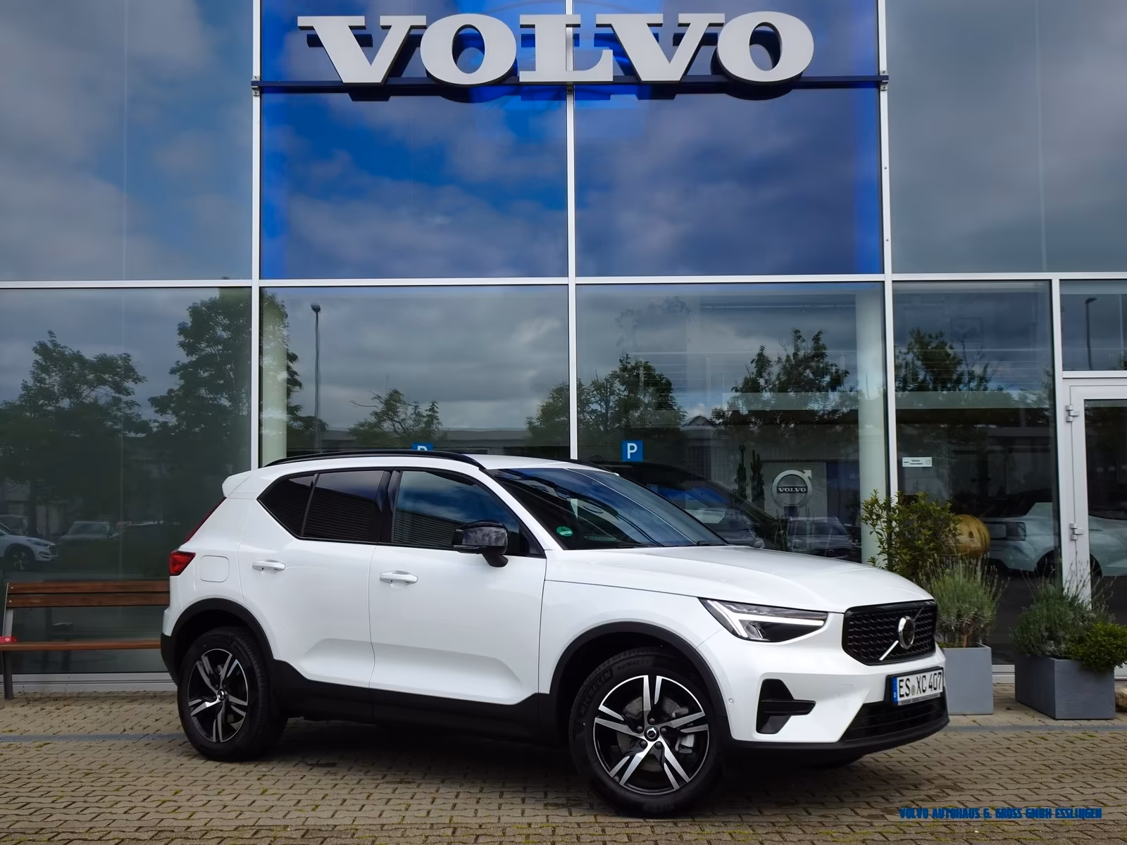 Volvo XC40 B3 Geartronic Plus Dark