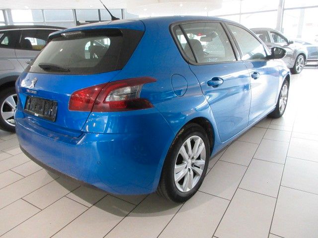 Fahrzeugabbildung Peugeot 308 Active Pack 1.2T LED/NAVI/PDC/ALU/TEMPOMAT