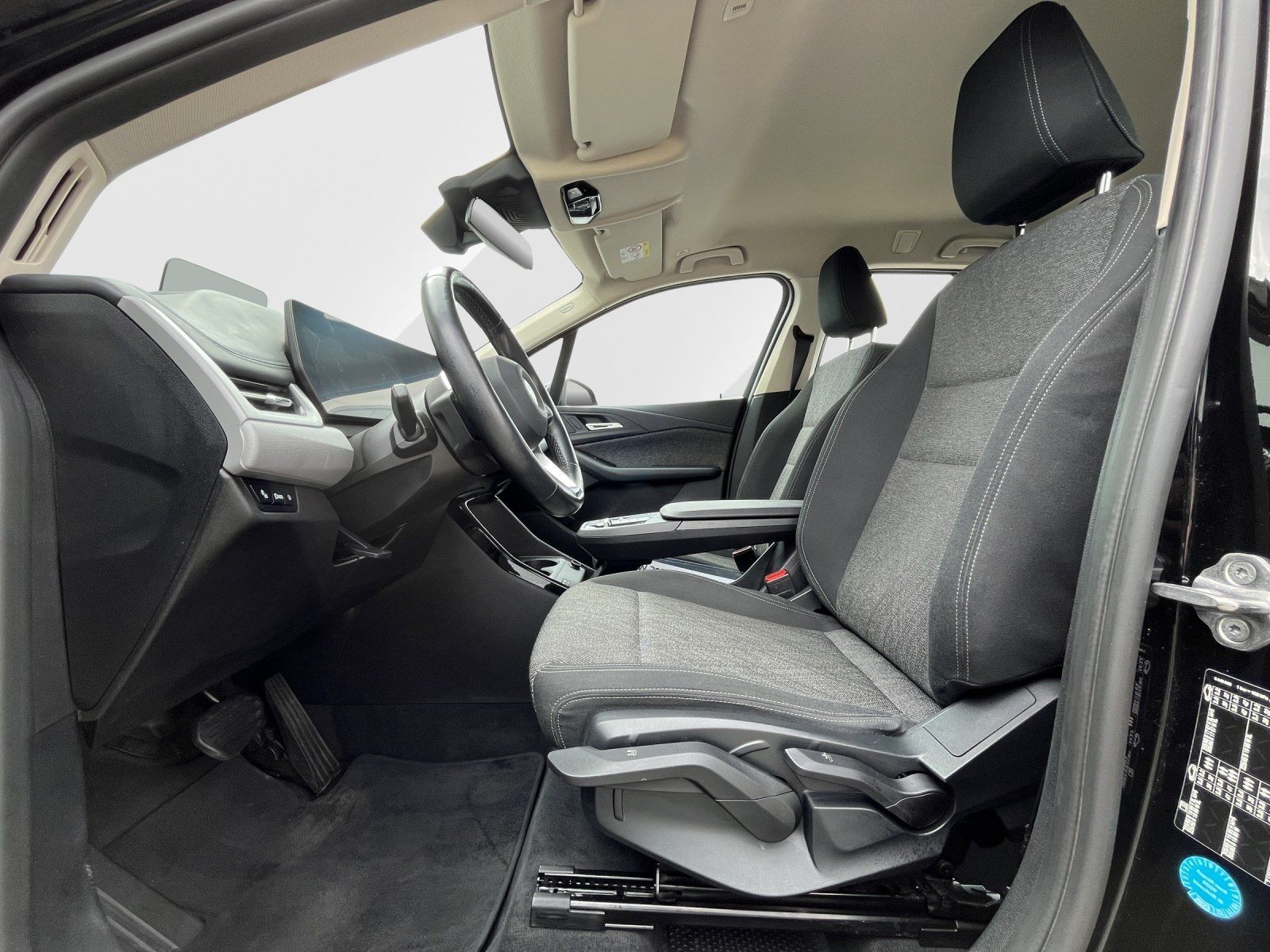BMW 218 Active Tourer - Bild 11