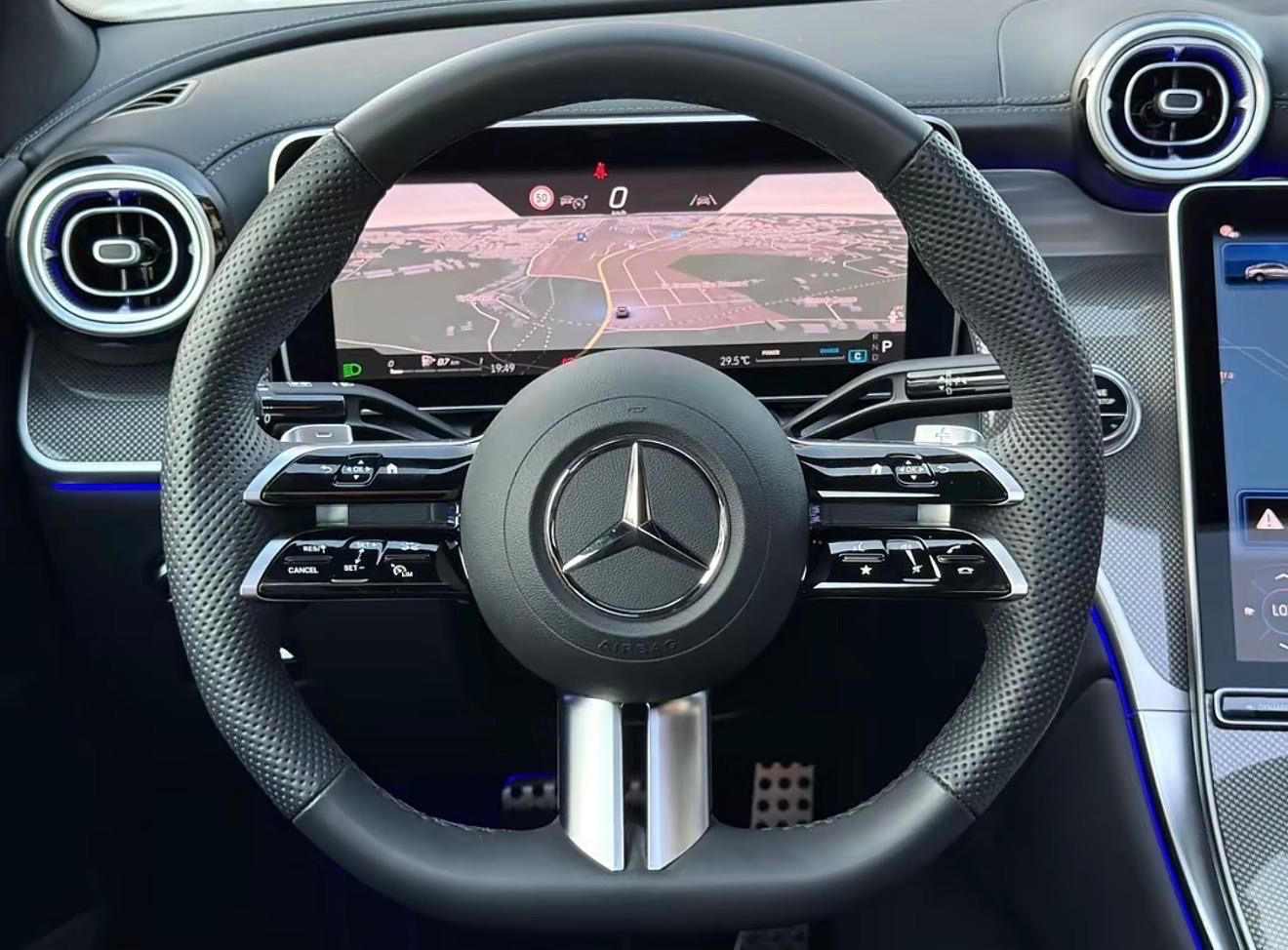 Mercedes-Benz GLC 220 GLC Coupe d 4Matic Edition AMG Line imagem 3