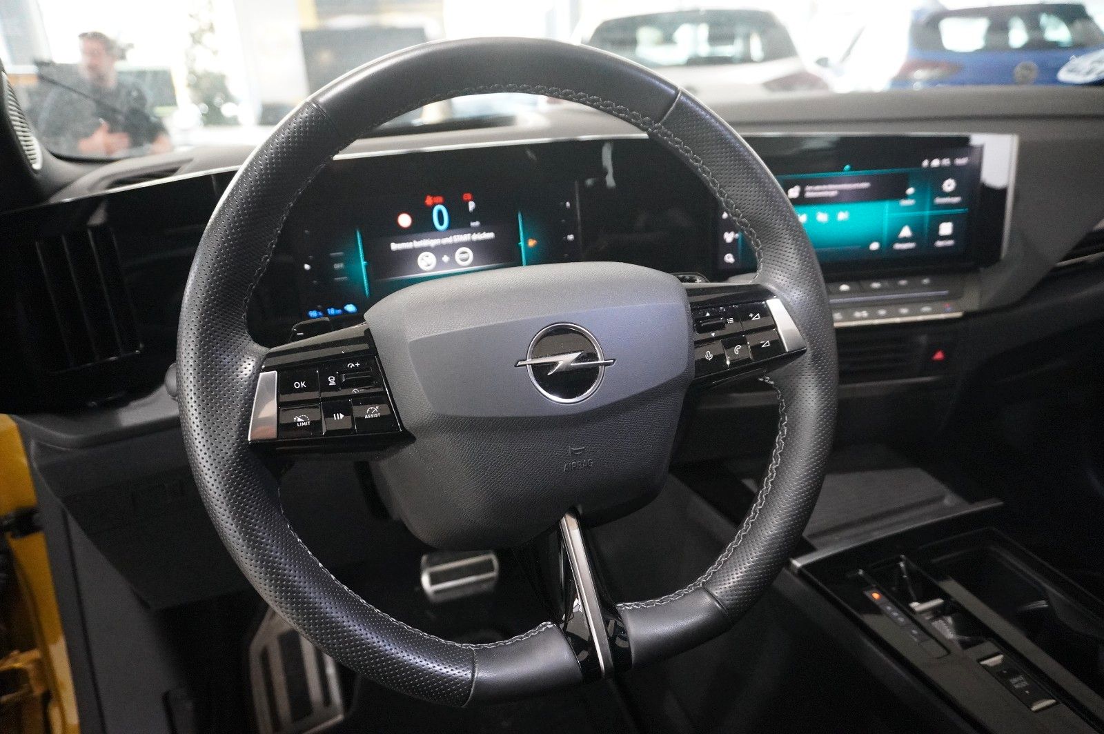 Fahrzeugabbildung Opel Astra L Lim. 1.6 HYBRID ULTIMATE NAVI/360°/HUD