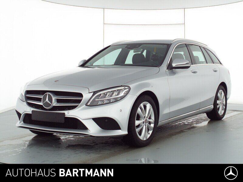 MERCEDES-BENZ C 180 T AVANTGARDE +NAVI+KAMERA+LED+AMBIENTE+SZH