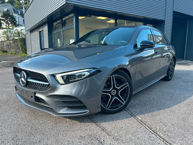 MERCEDES-BENZ A 180 AT AMG Line Pano Navi Leder Ambiente