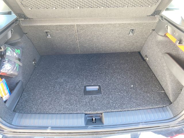 Kamiq 1.0 TSI Drive, LED, Kessy, Tempomat, AHK,