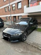 Jaguar XE S / all-black / Pano / JaguarPropeller-Felgen - Jaguar XE von privat