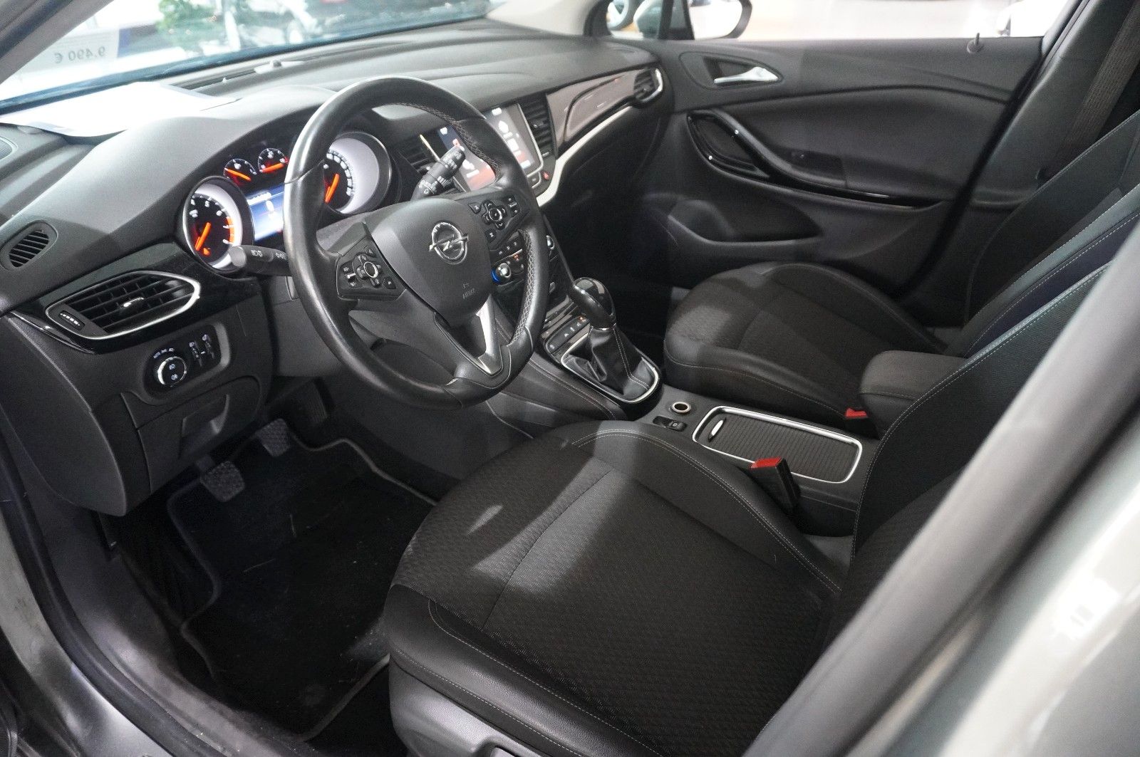 Fahrzeugabbildung Opel Astra K ST 1.4T INNOV. NAVI/LED/KAMERA/SPORT/AHK