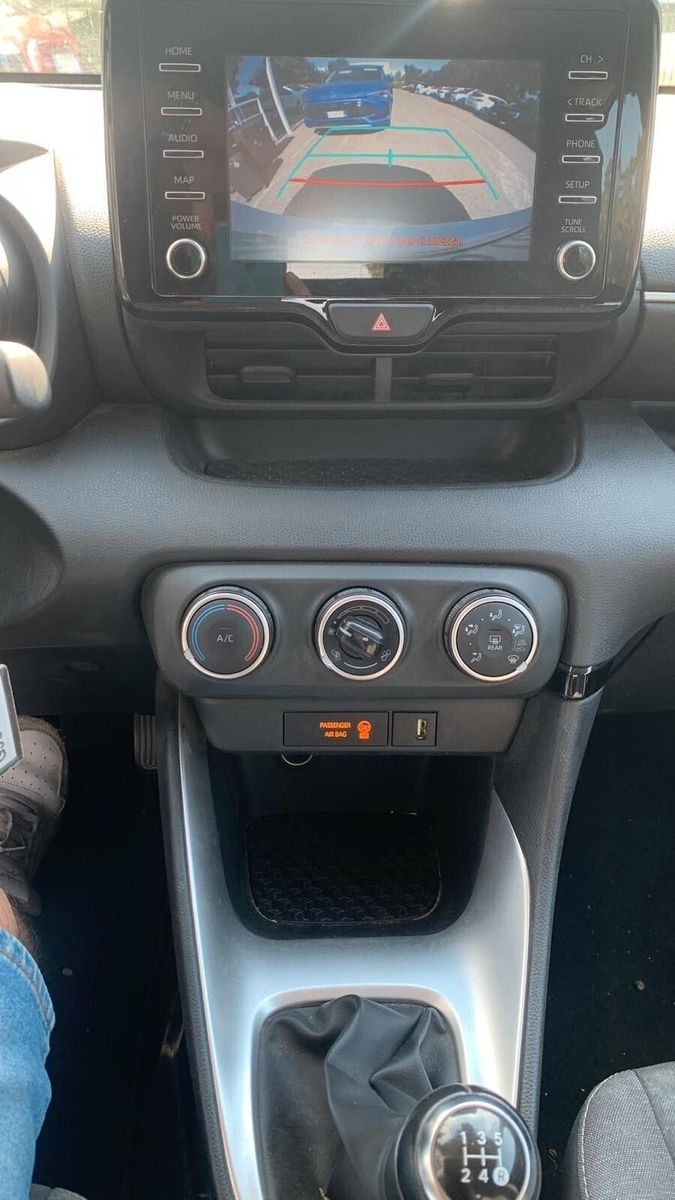 Toyota Yaris 1.0 5 porte Trend imagem 3