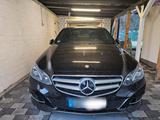 Mercedes-Benz Mercedes E400 Avantgarde - Mercedes-Benz E 400 in Essen