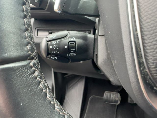 Foto Nummer 13: PEUGEOT 5008