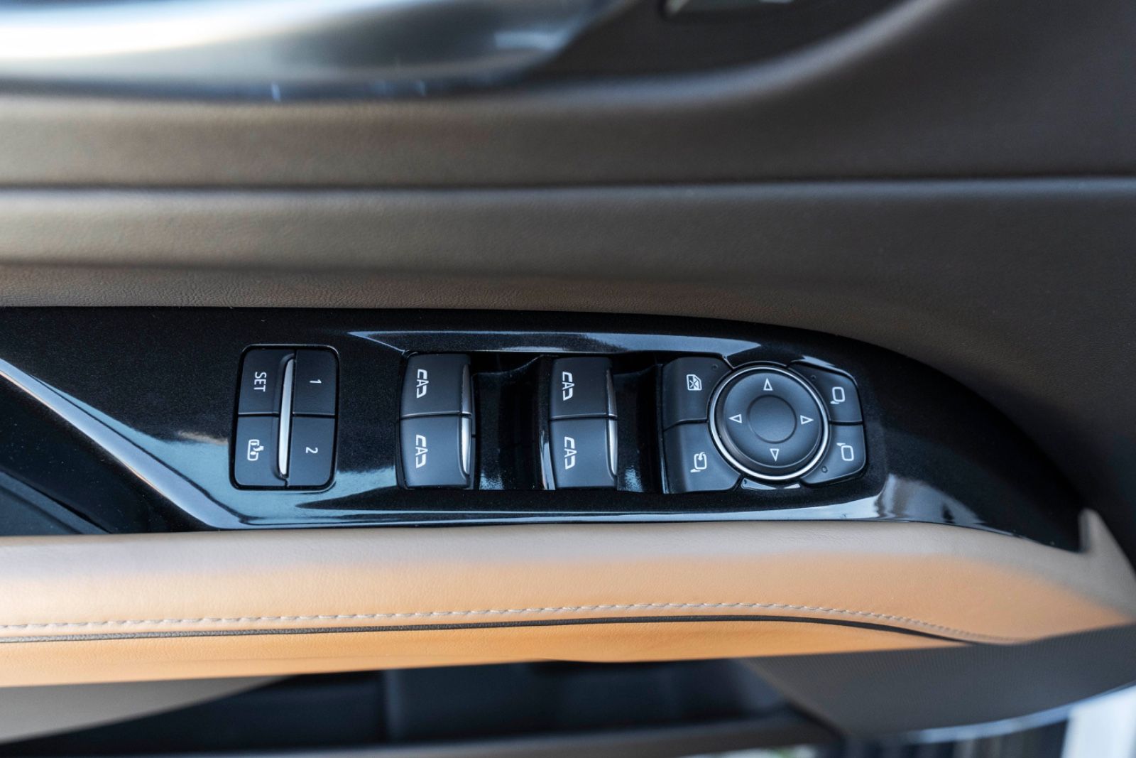 Fahrzeugabbildung Cadillac Escalade 600 PLATINUM AKG HUD ACC 360° EU Modell