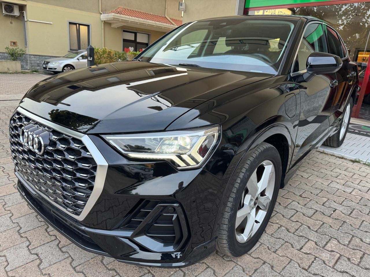 Audi Q3 SPB 45 TFSI e S tronic Business Plus