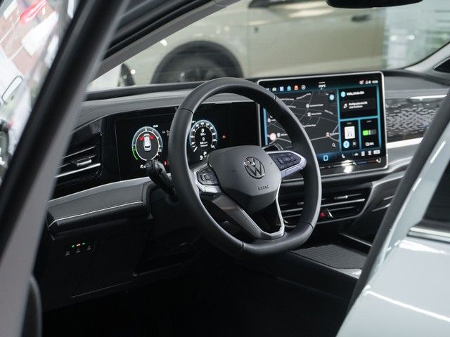 Passat Variant Elegance eHybrid AHK Business Pre