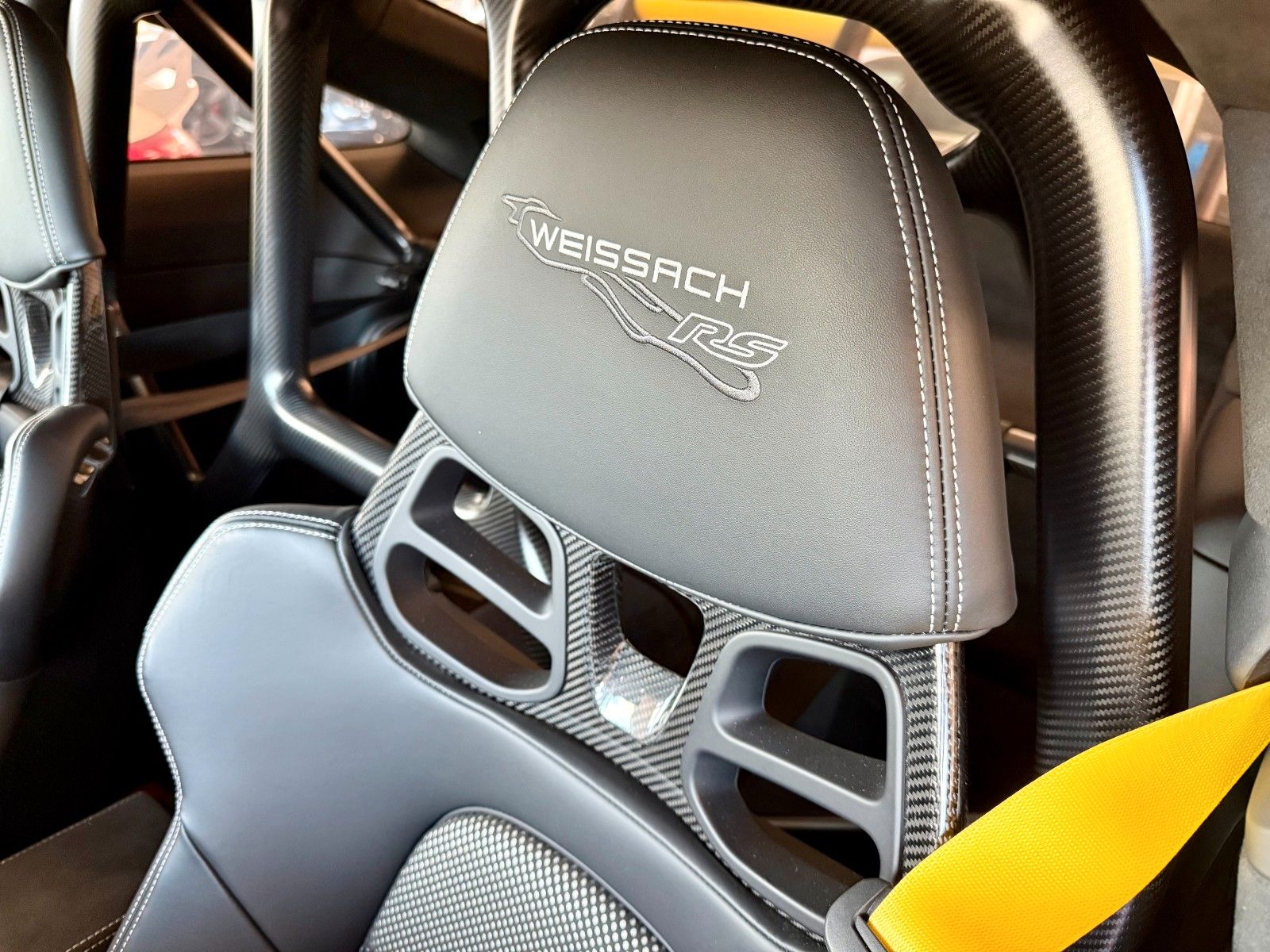 Fahrzeugabbildung Porsche 911 992 GT3 RS Weissach/PCCB/Clubsport/LIFT