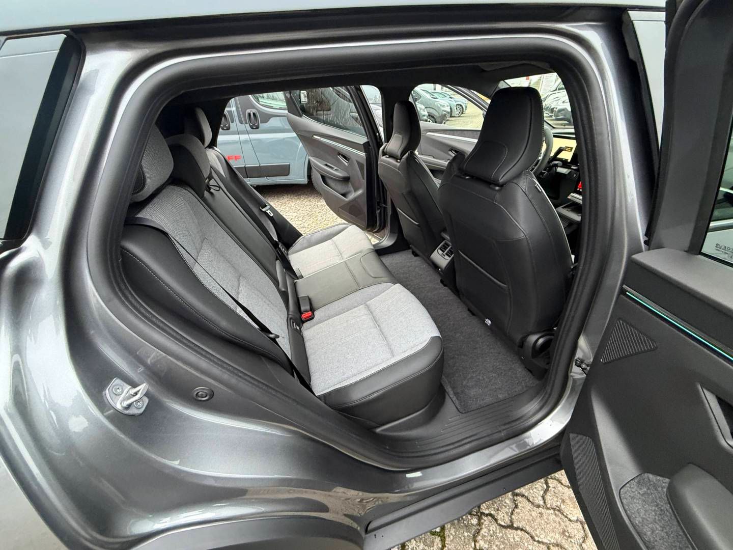 Fahrzeugabbildung Mitsubishi Eclipse Cross Diamant TOP