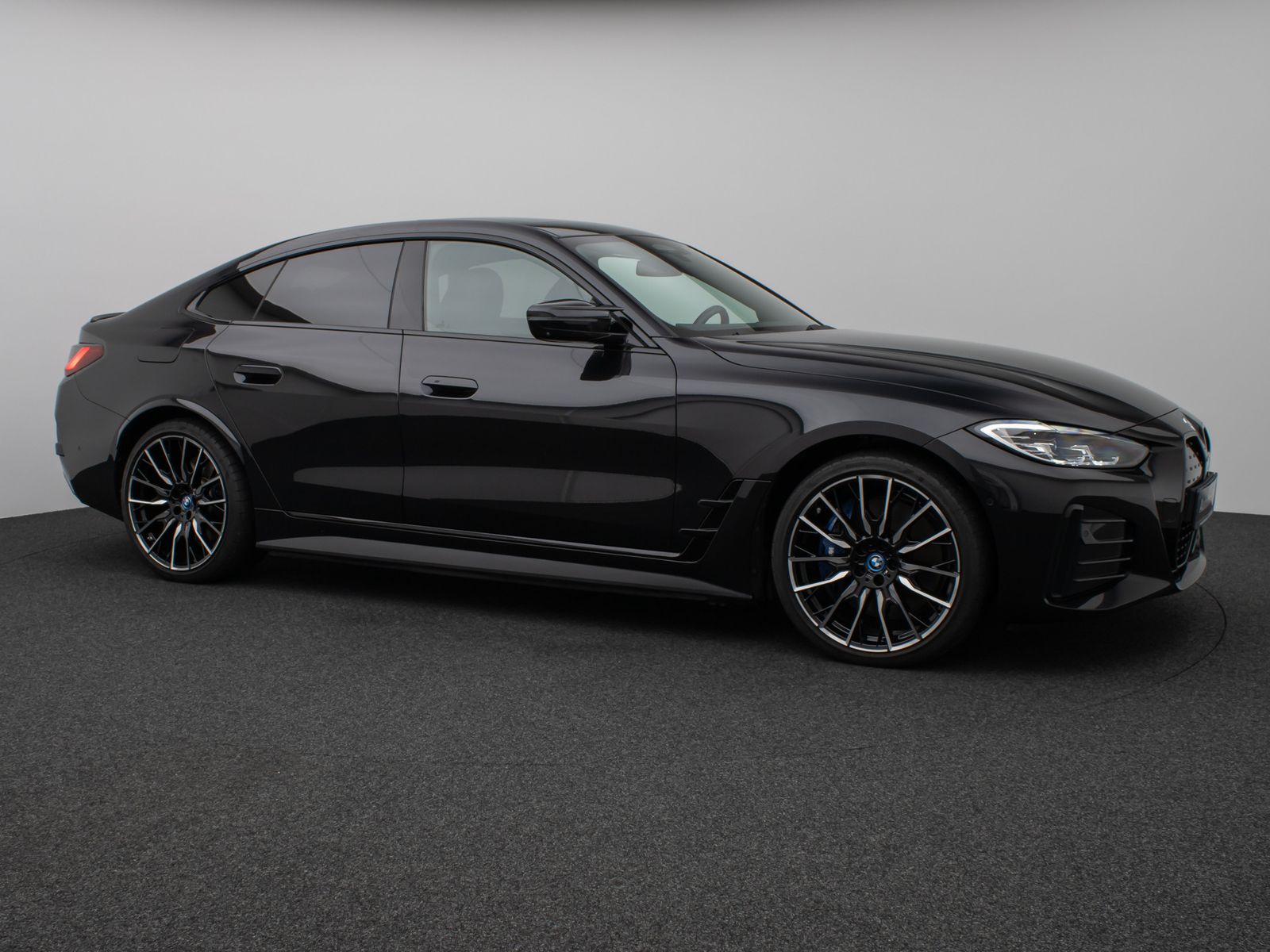 Fahrzeugabbildung BMW i4 M50 Gran Coupè Glasdach 360°HUD DAB H/K ACC