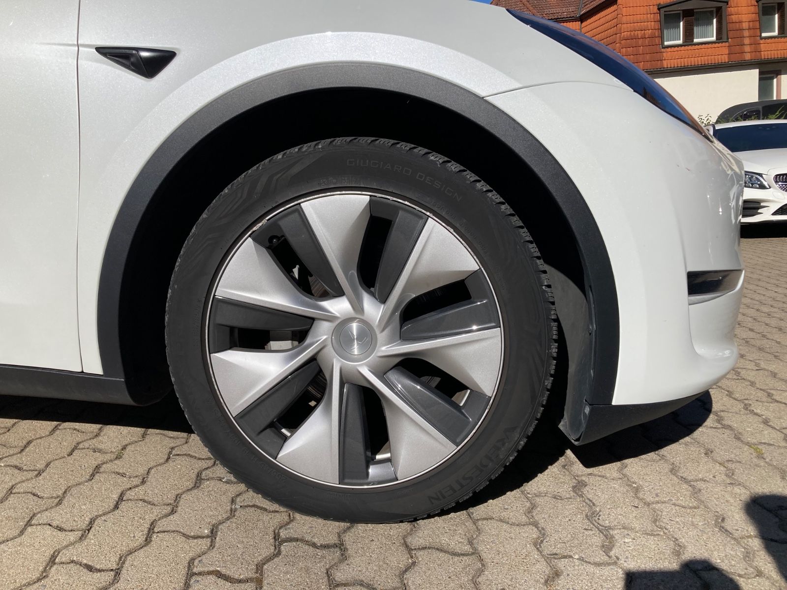 Tesla Model Y Long Range Dual AWD*91,7 SOH! Pano imagem 3