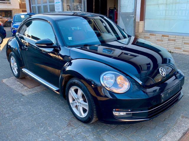 Volkswagen Beetle Lim. Design 1.6 TDI Wildschaden