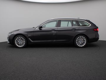 Fahrzeugabbildung BMW 530e xD Luxury Line Kamera Laser HUD H/K Komfort