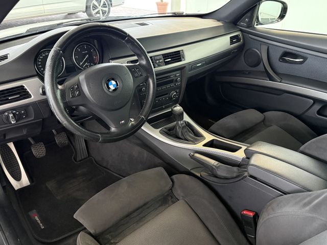 BMW 330xd COUPE ALLRAD SCHALTER M-SPORTPAKET 2.HAND
