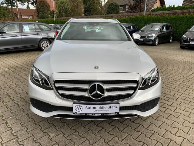 Fahrzeugabbildung Mercedes-Benz E 220  Td Avantgarde+LED+Comand+Spur+Kamera+AHK