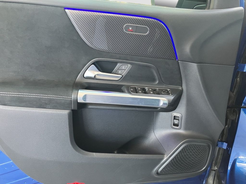 Fahrzeugabbildung Mercedes-Benz GLB 200 d AMG Line*Night Paket*MULTIBEAM LED