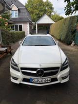 Mercedes-Benz CLS 500 - AMG Paket Keyless Distronic Massage - Mercedes-Benz CLS 500: AMG