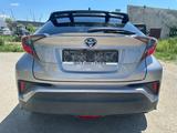Toyota C-HR 1.8-l-VVTi Hybrid Selection - Toyota C-HR Unfallwagen