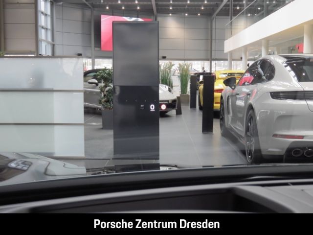 Porsche Taycan - Bild 31