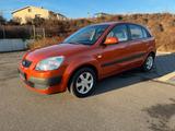Kia Kai Rio 1.4 / 1. Hand Garagenfund - Kia Rio in Chemnitz