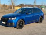 Audi Q7 3.0 TDI quattro tiptronic - Standheizung - Audi Q7 mit Diesel-Antrieb: Blau